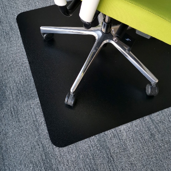 Picture of CHAIR MAT LEVIATAN 1200x900mm STANDARD BLACK